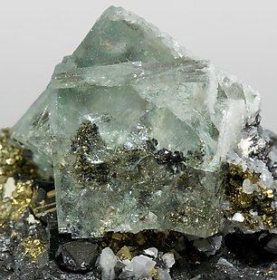 Fluorite with Pyrite, Sphalerite and Quartz. 