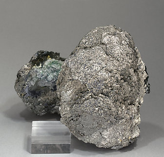 Lllingite with Magnetite and Calcite.