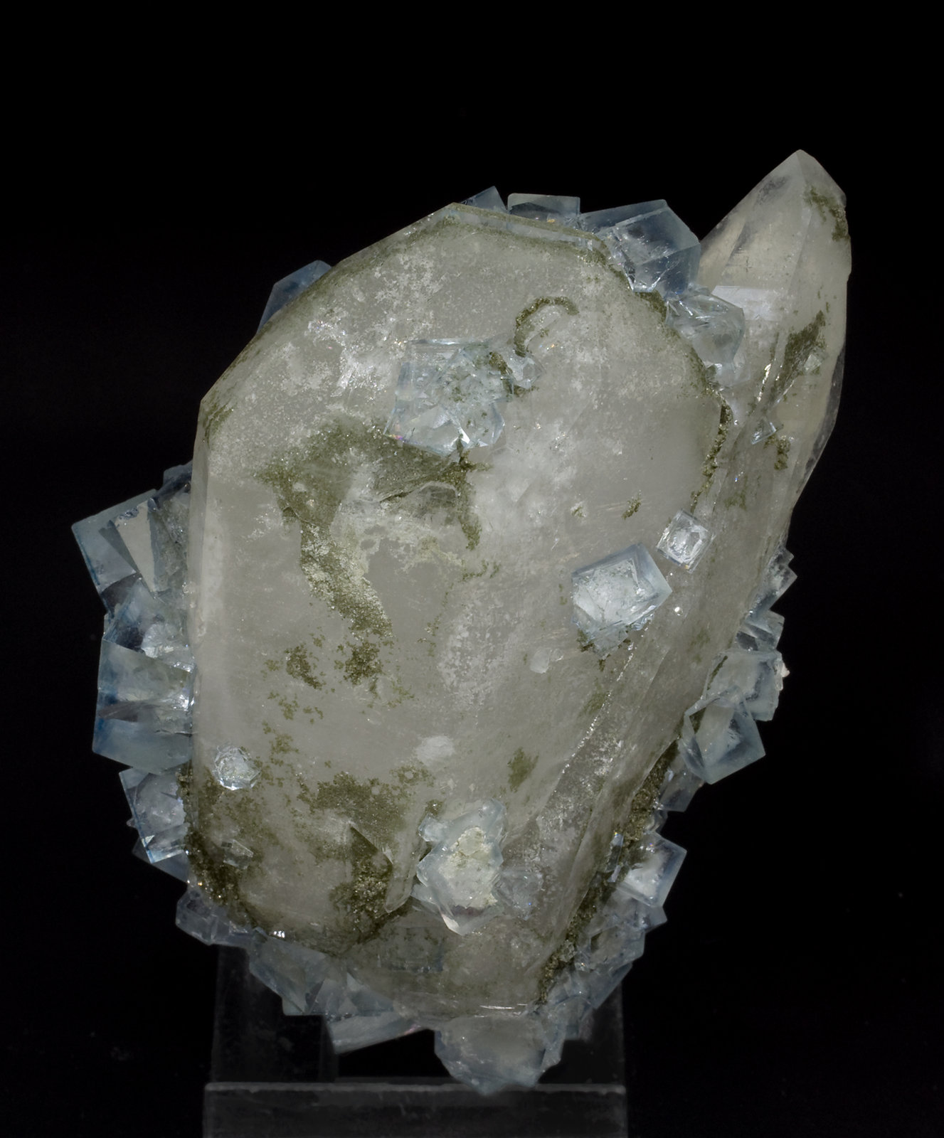 specimens/s_imagesW8/Fluorite-ME76W8f.jpg