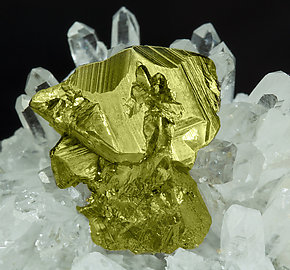 Chalcopyrite with Quartz and Calcite. 