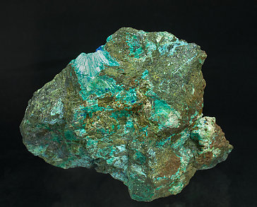 Tyrolite with Conichalcite and Azurite. 