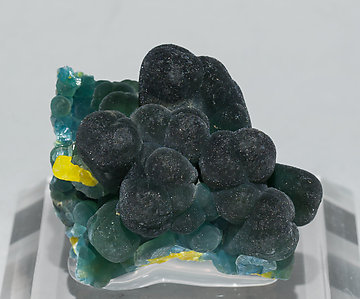 Plumbogummite with Pyromorphite.