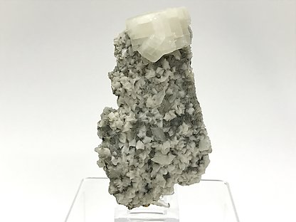 Dolomite with Quartz. 