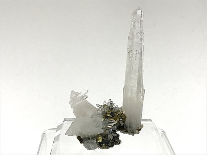 Quartz with Chalcopyrite and Sphalerite. Front