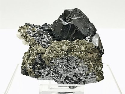 Galena after Pyrrhotite with Pyrite, Sphalerite and Calcite.