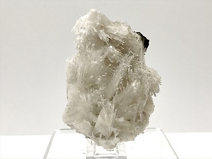 Scolecite with Fluorapophyllite-(K).