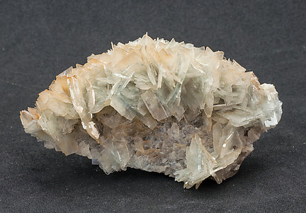 Allanite Group: Mineral information, data and localities.