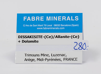 Dissakisite-(Ce)/Allanite-(Ce) with Dolomite