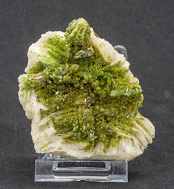 Pyromorphite with Baryte.