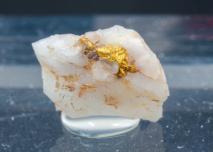 Gold on Quartz.