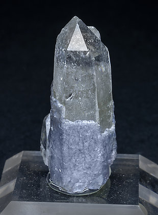 Fluorite with Quartz, Muscovite and Chlorite.