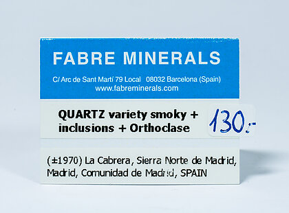 Cuarzo (variedad ahumado) con inclusiones y Orthoclasa