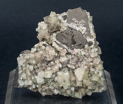 Wardite with Childrenite.