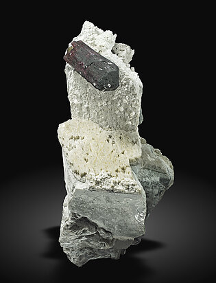 Elbaite-Schorl Series (variety rubellite).