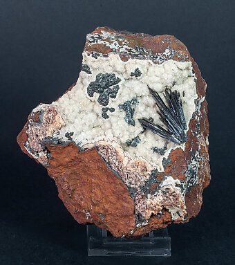 Goethite on Calcite.