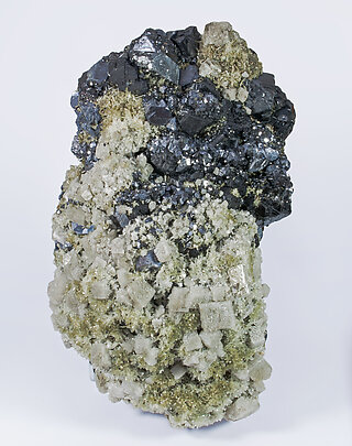 Sphalerite with Galena, Dolomite and Quartz (variety citrine). 