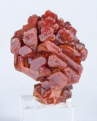 Vanadinite. Front