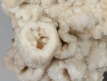 Calcite (variety kanonenspat) with Quartz. Top