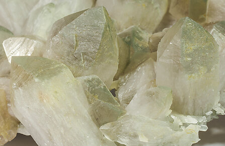 Quartz (variety prase).