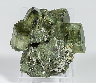 Fluorapatite with Arsenopyrite and Chlorite.
