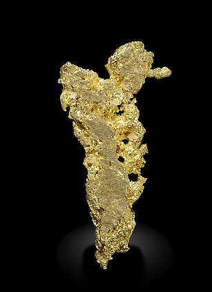 Gold (spinel twin). Rear / Photo: Joaquim Calln