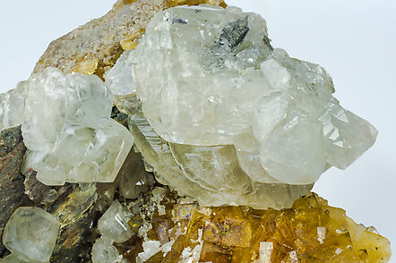 Calcite with Fluorite, Baryte and Dolomite.