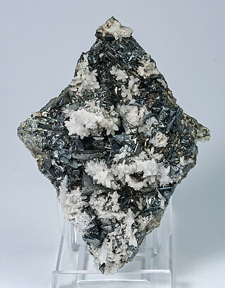 Tetrahedrite with Quartz and Pyrite.