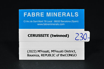 Cerussite (twinned)