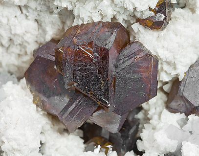 Sphalerite with Calcite, Galena and Quartz. 