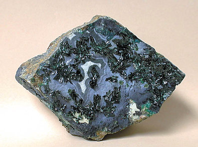 Atacamite on Quartz (variety agate). 
