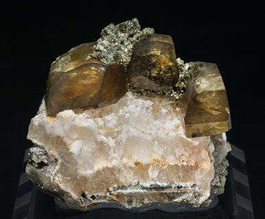 Baryte with Pyrite and Quartz.