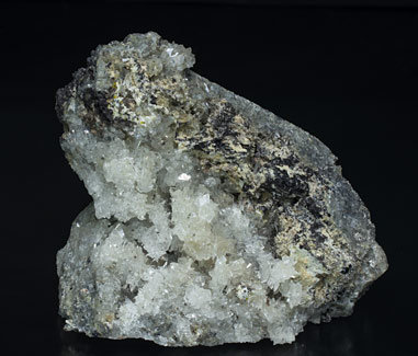 Pentahydroborite with Andradite, Galena and Wurtzite.