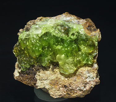 Opal (variety hyalite).