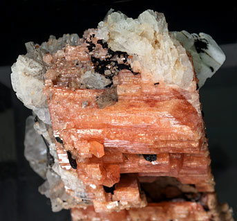 Serandite with Aegirine and Albite. 