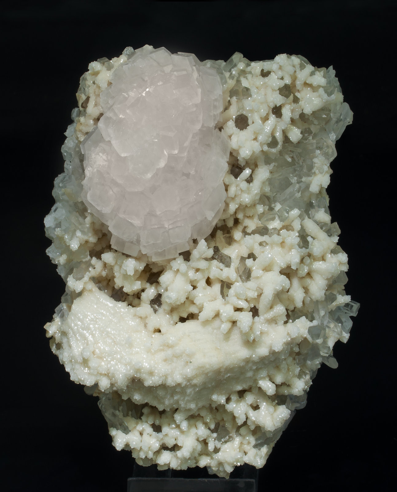 specimens/s_imagesAA4/Calcite-ER68AA4f.jpg