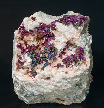 Mg-rich Roselite with Cu-rich Cobaltaustinite and Cobaltlotharmeyerite on Dolomite. 