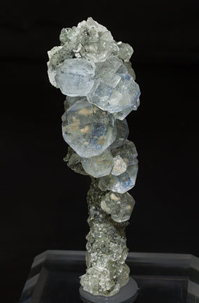 Fluorite and Calcite-Dolomite on Quartz.