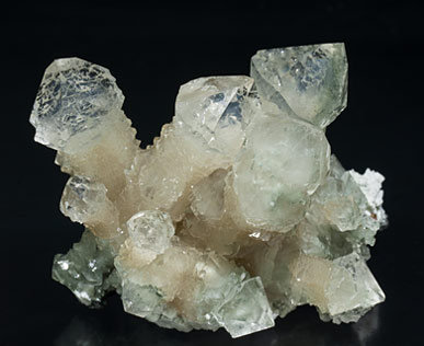 Quartz with inclusions Chlorite, Calcite-Dolomite and Magnetite. Rear