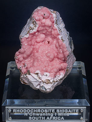 Rhodochrosite with Shigaite.