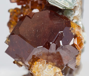 Grossular (variety hessonite) with Clinochlore. 