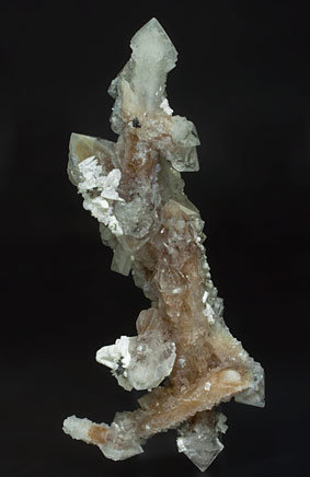 Quartz with inclusions, Magnetite and Calcite. Front