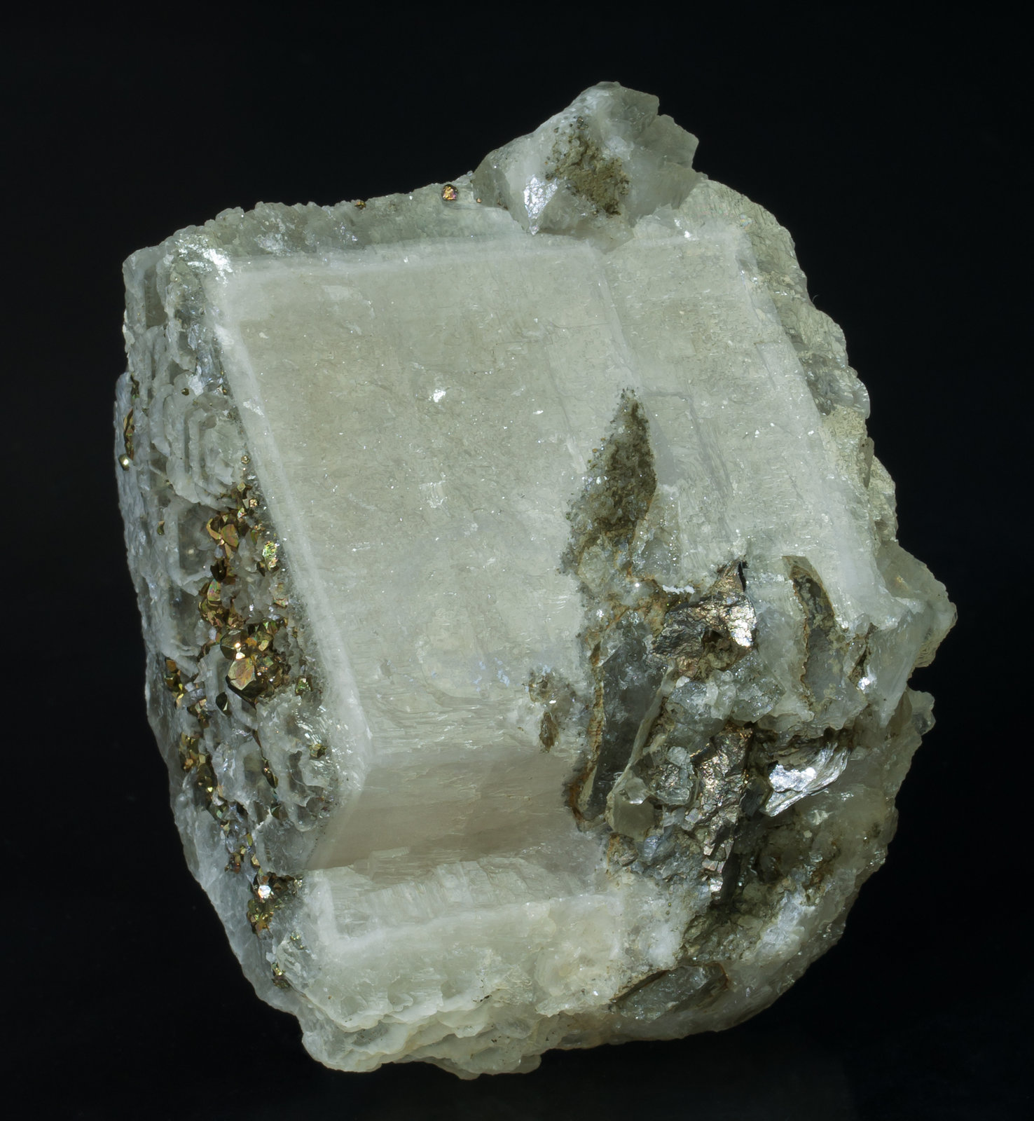 specimens/s_imagesAA9/Calcite-MB96AA9r.jpg