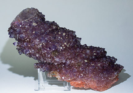 Quartz (variety amethyst). Rear