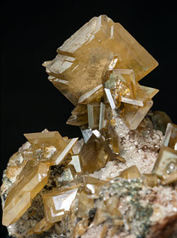 Wulfenite with Calcite. 