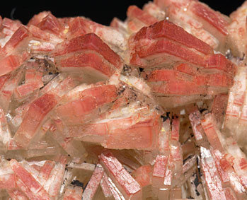 Baryte with Hematite inclusiones. 
