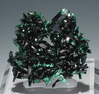 Brochantite.