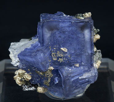 Fluorite with Muscovite, Siderite and Pyrite.