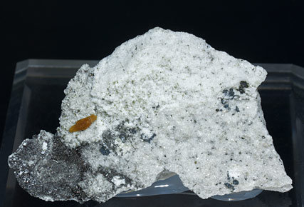 Synchisite-(Ce) with Albite, Hematite and Schorl.