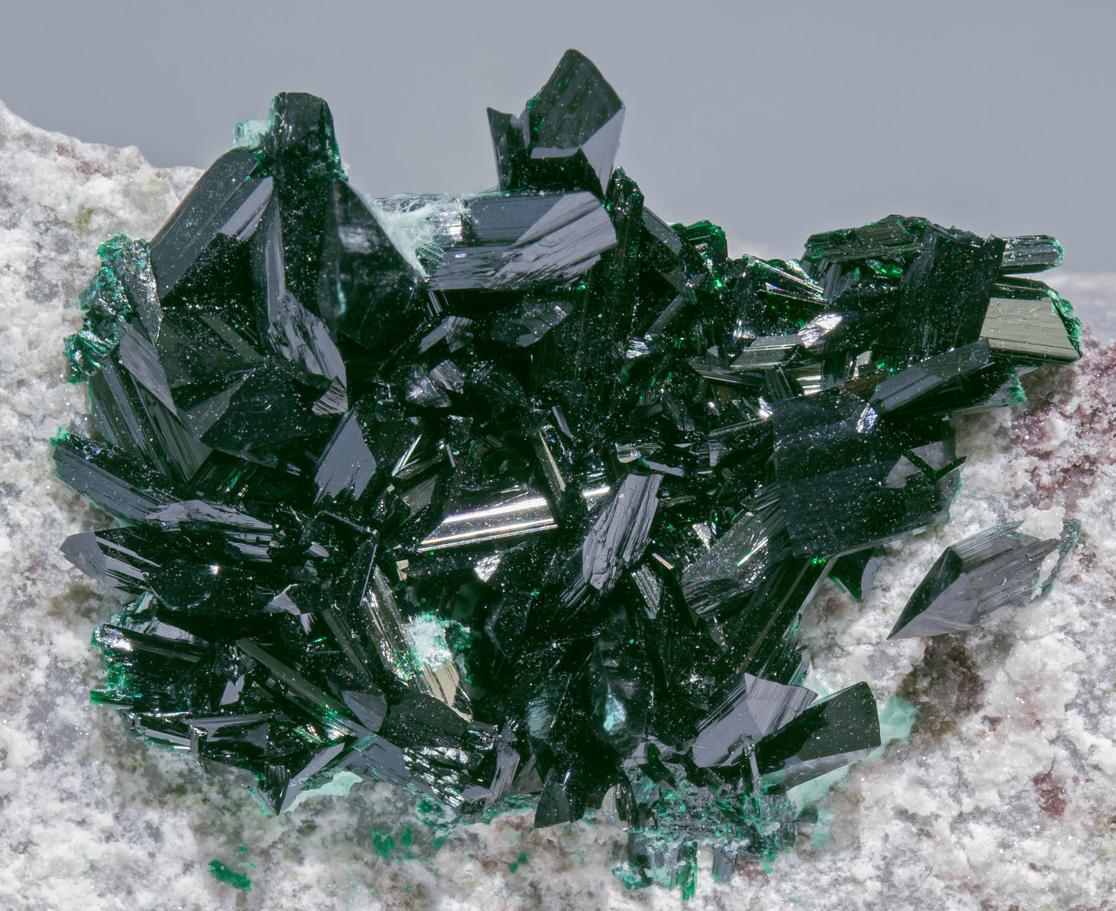 specimens/s_imagesAB2/Brochantite-TK89AB2d.jpg