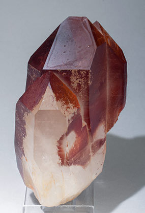 Quartz (variety red quartz).